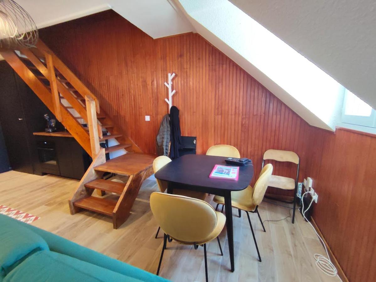 شقة Bagnères-de-Luchon  في Au Cocon De Joy, T3 Duplex, Wifi, 4 Personnes المظهر الخارجي الصورة